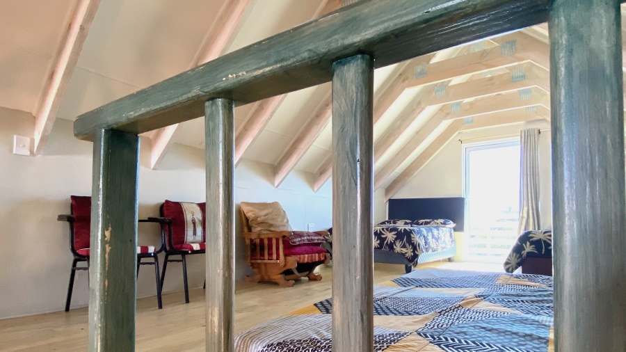 3 Bedroom Property for Sale in Golden Mile Western Cape